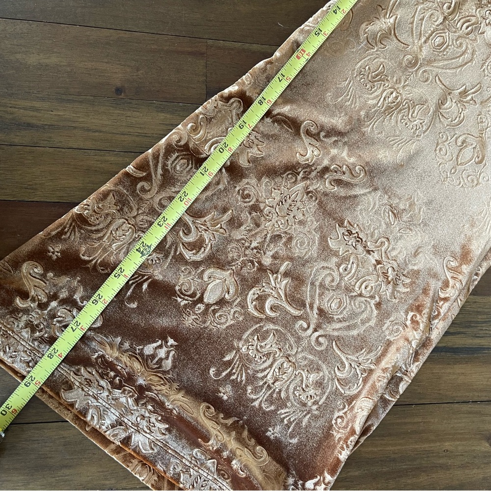 Beyond Yoga Velvet Gold flare leg Pants - Picture 11 of 13